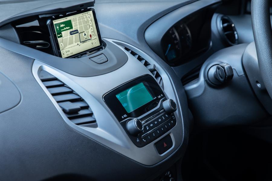 Детали интерьера Ford Figo Freestyle 2020 года  (фото 20 из 40)